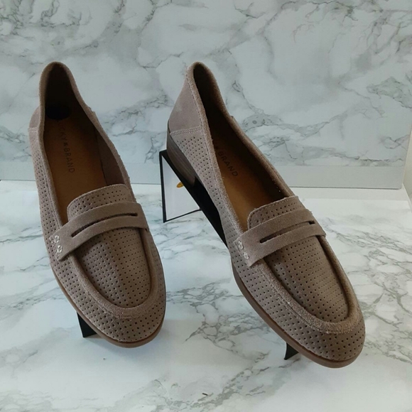 Lucky Brand Caylon PennyLoafers - Picture 2 of 5